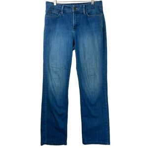 EUC NYDJ women's straight leg medium wash jeans, size 8
